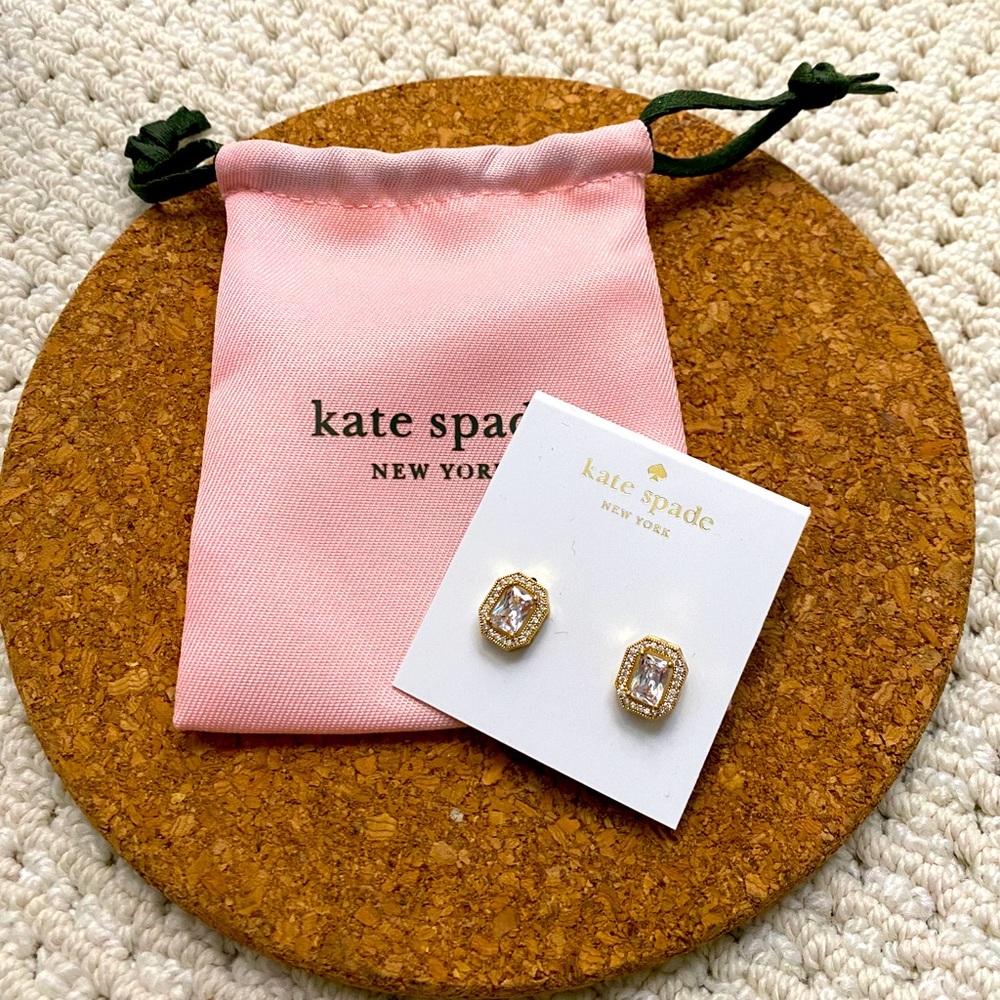 Kate spade ♠️ rectangle crystal stud - Picture 2 of 3